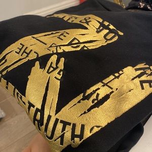 Zadig&Voltaire women's black cotton sweatshirt with ZV printed on front.